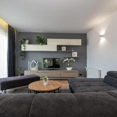 Apartment Tragos *