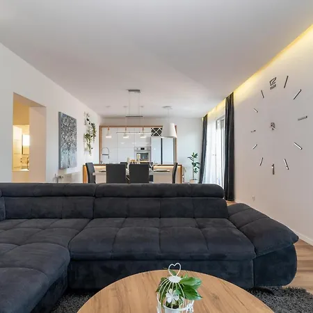 Tragos Apartment *